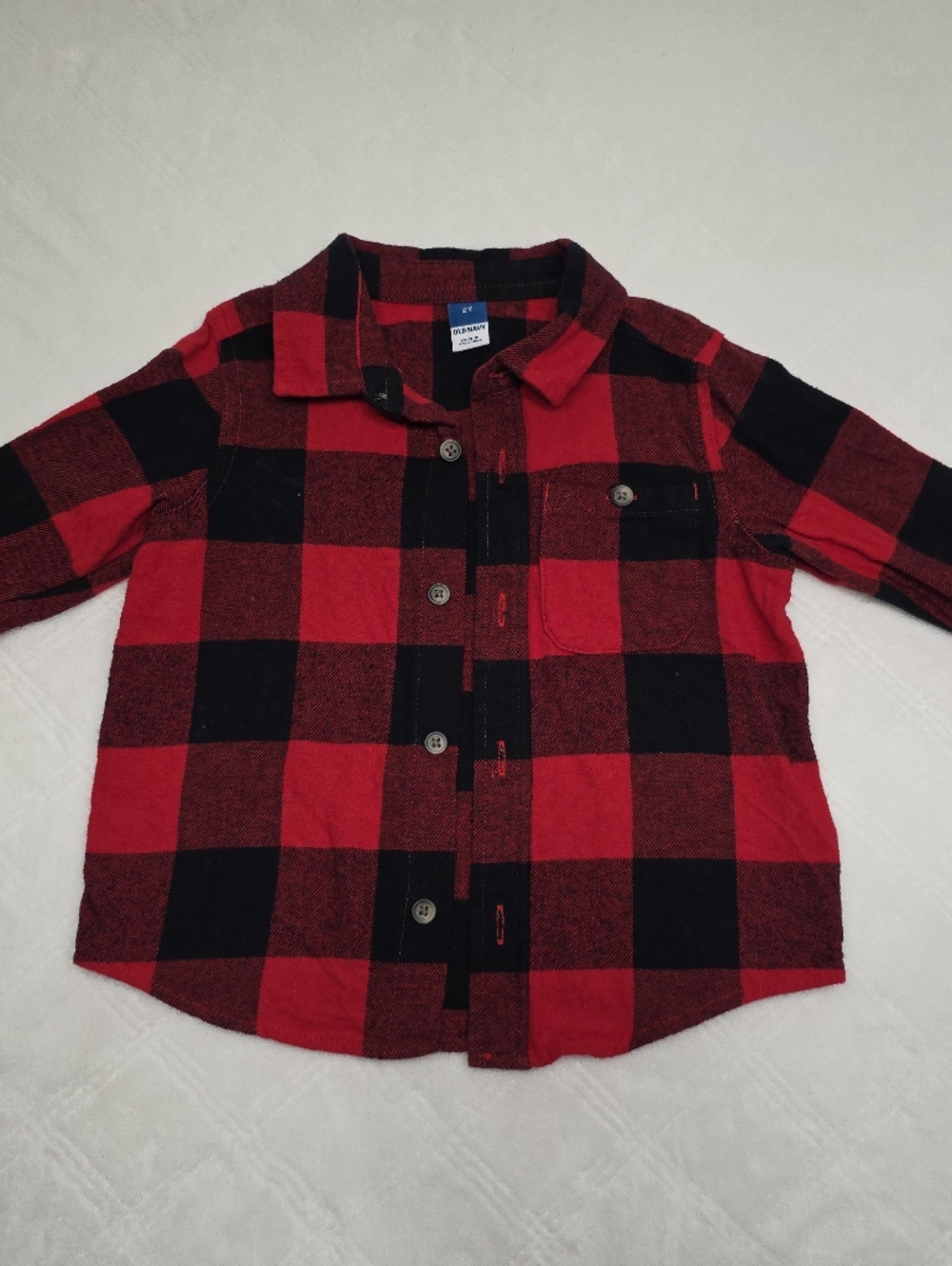 Old Navy Red and Black Buffalo Plaid Button-Up Shirt